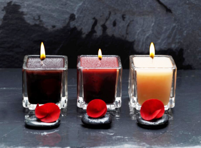 Cách khử mùi điều hòa xe ô tô bằng nến thơm