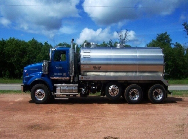 Rút hầm cầu quận 8 hiệu quả và chất lượng cao