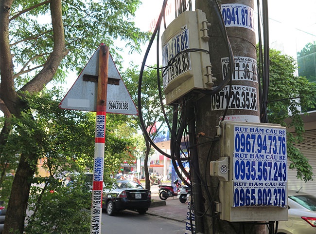 Quảng cáo lừa đảo khách hàng sử dụng dịch vụ rút hầm cầu TPHCM