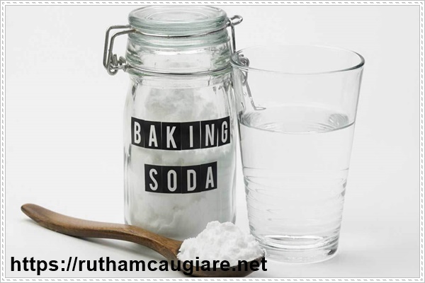 Cách thông cống nghẹt với baking soda