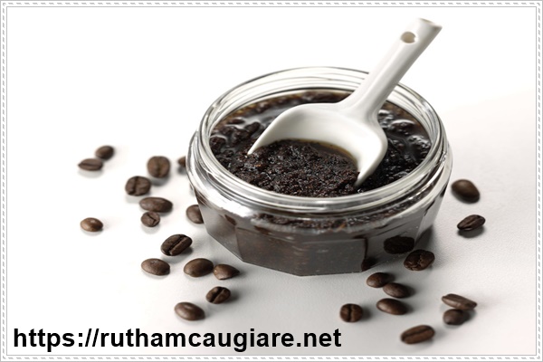 Khử mùi hôi tủ lạnh với bã café và trà