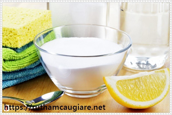 Làm sạch đường ống nước trong nhà với nguyên liệu tự nhiên