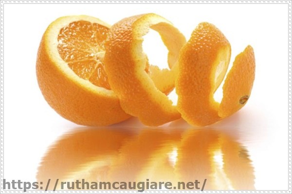 Khử mùi hôi nhà vệ sinh bằng vỏ chanh